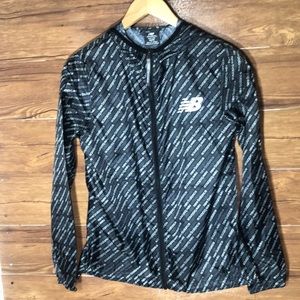 New Balance full zip windbreaker lined hooded jacket size medium new tag